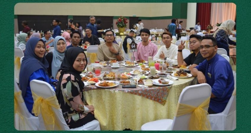 Majlis Berbuka Puasa yang dianjurkan oleh Kelab Sukan Fiberail (KSF)  